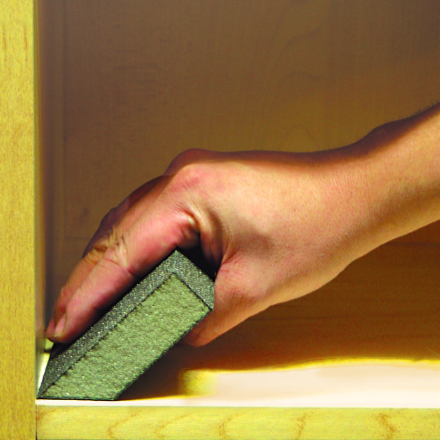 Angled XL Sanding Sponge 120/120 Grit